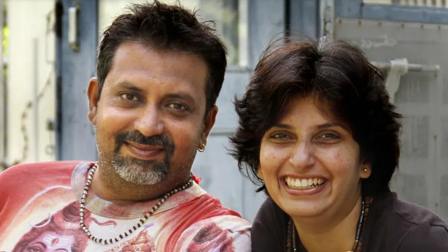 કૅમેરાની ક્લિક અને શબ્દોનો સ્નેહ - વિવેક અને શિલ્પા દેસાઈ