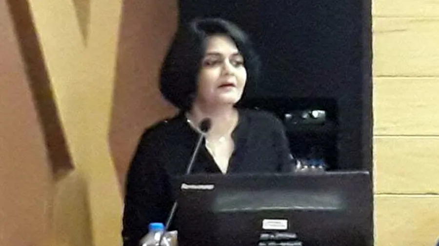 કવિતા-ગઝલના ફલકે ખ્યાતના મેળવતા કવિયત્રી ખ્યાતિ શાહ