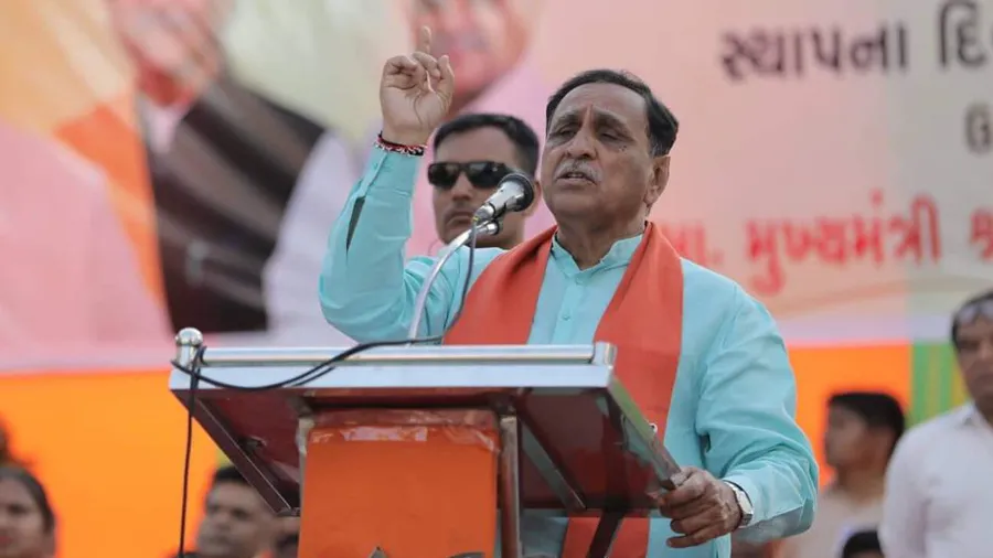 એર સ્ટ્રાઇકના પુરાવા માગનારા અંગે CM વિજય રૂપાણી આપ્યું નિવેદન