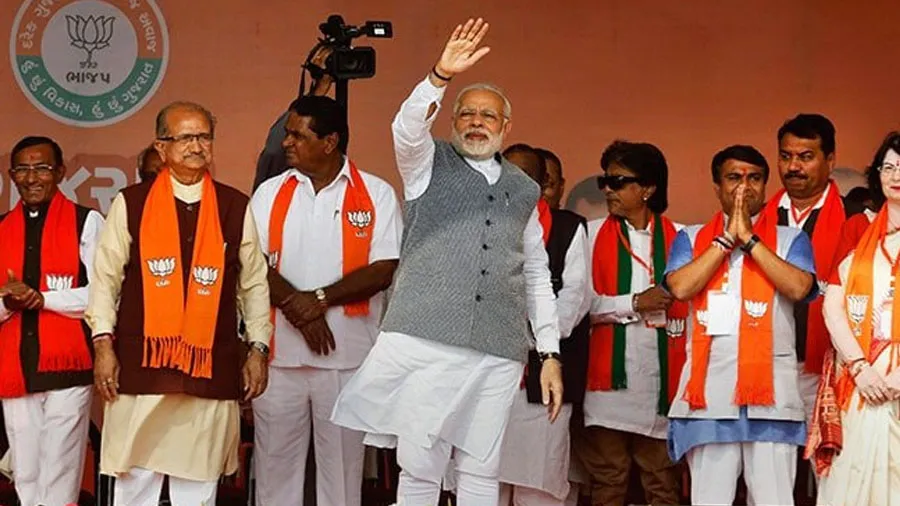 ગુજરાતની ચૂંટણી પહેલા લોભામણી વાતો, શું ભાજપ પણ ‘મફતની રેવડી’ વેચશે?