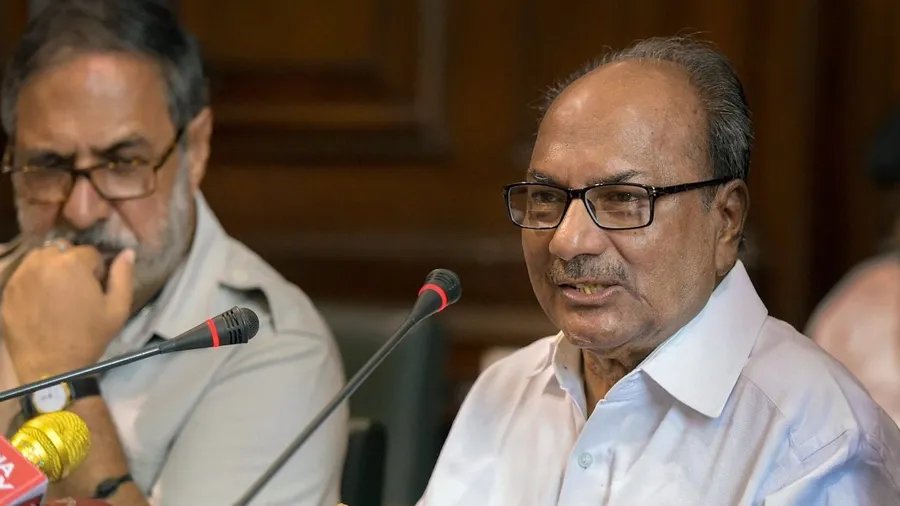 પૂર્વ રક્ષામંત્રીની કોંગ્રેસને સલાહ, મોદીને હરાવવા હિન્દુ વોટની જરૂર રણનીતિ...