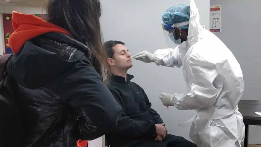 વિદેશથી ભારત આવી રહેલા દરેક 150 યાત્રીઓમાંથી એક પોઝિટિવ કેસ મળી રહ્યો છે