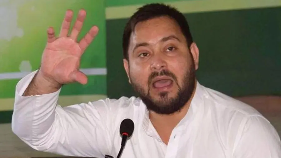 ગુજરાતની યાદ અપાવીને તેજસ્વી યાદવે ભાજપ સામે કેમ ભડાશ કાઢી?