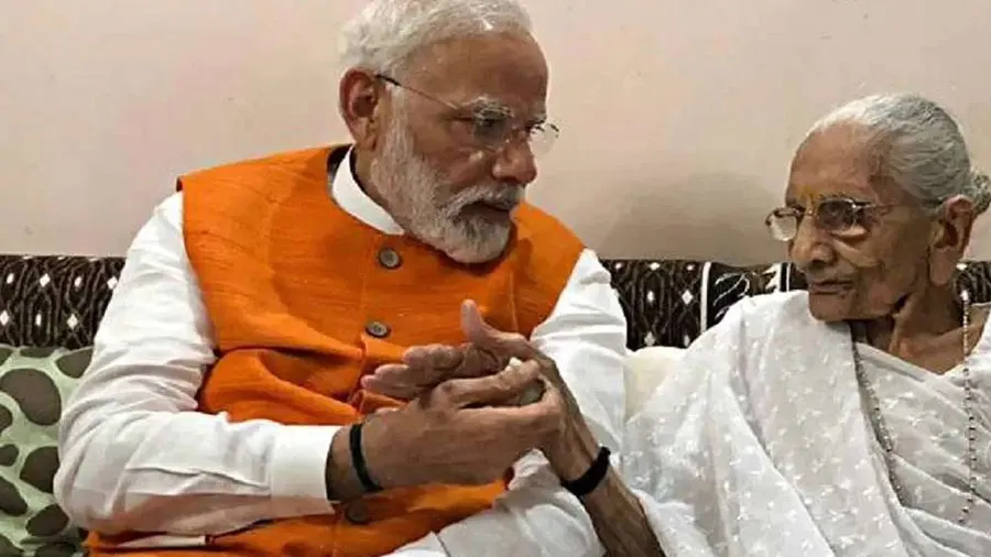 PM મોદીએ હીરાબા માટે ભાવૂક પોસ્ટ લખેલી, ભારતીય મહિલાઓ માટે કશું અસંભવ નથી