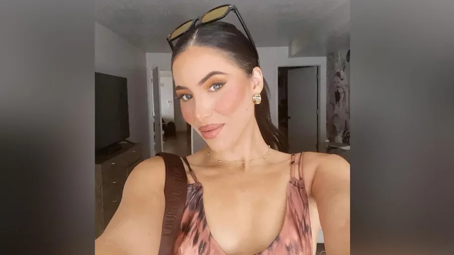 પ્રેગ્નન્ટ મહિલાના પ્રેમમાં પડ્યો વ્યક્તિ, વાયરલ થઇ Tinder લવ સ્ટોરી