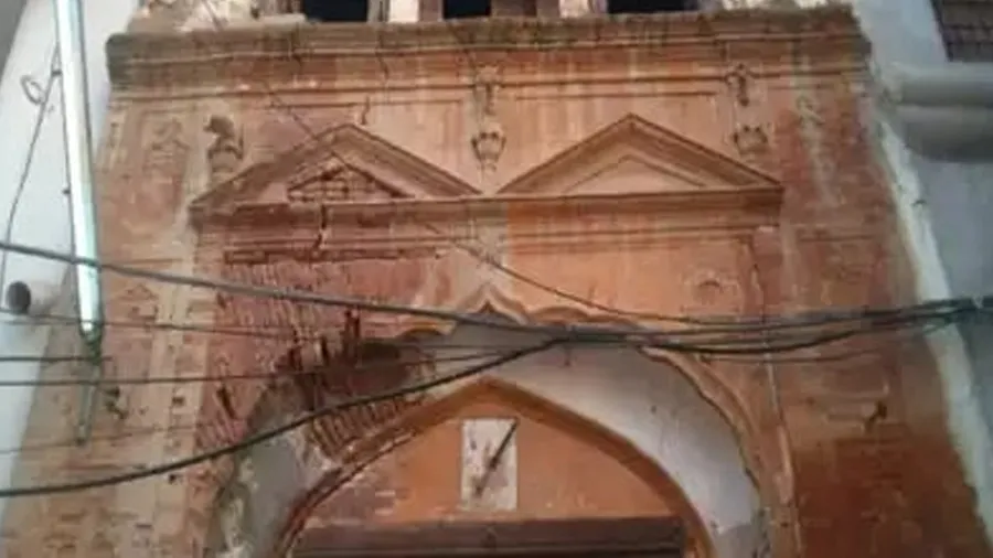 સ્વાતંત્ર્ય સેનાની લાલા લજપત રાયના પૈતૃક ઘરની આ હાલત છે, ગમે ત્યારે તૂટી શકે છે.