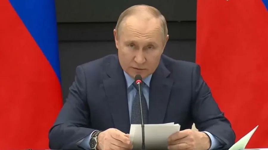 નવા વર્ષના સેલિબ્રેશનમાં પુતિને ગણાવી રશિયાની મજબૂરી.. યુક્રેનમાં સેના મોકલવા..