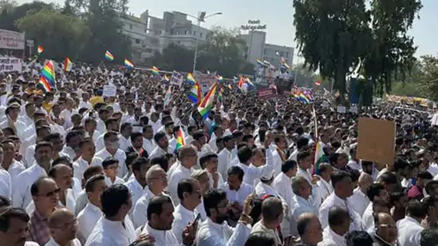 ગુજરાતમાં અનેક જગ્યાએ જૈન સમાજની વિશાળ રેલી, હજારો લોકો જોડાયા, આ છે માગણી