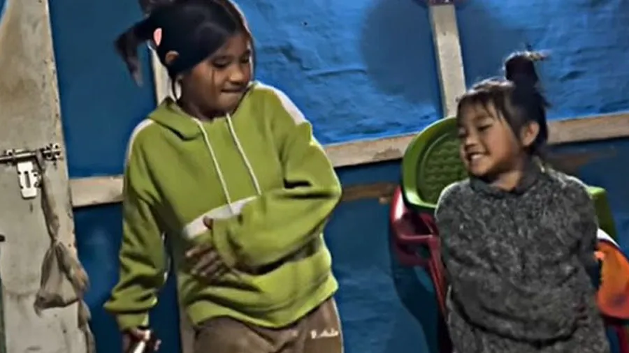 ભારતમાં શું ટ્રેન્ડિંગ છે? છોકરીએ પૂછ્યું, તો નાની છોકરીએ આપ્યો આવો ફની જવાબ