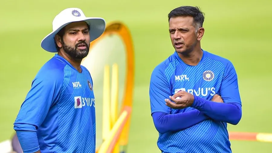 ભારતીય ટીમને આ વર્ષે મળી જશે નવા કોચ, આ દિગ્ગજ લેશે દ્રવિડની જગ્યા!