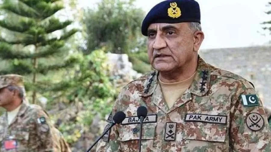 પાક.ના પૂર્વ જનરલ બાજવા હીરોઈનો સાથે માણતા હતા સેક્સ-પૂર્વ ઓફિસરના આરોપથી ખળભળાટ