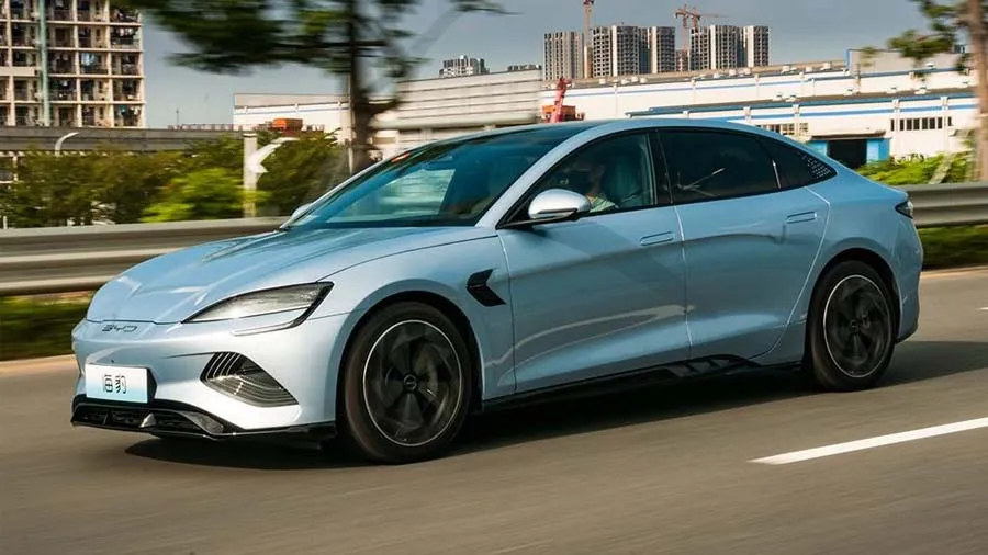 BYD આવી રહી છે ભારતમાં, તેની કાર 700 કિલોમીટરની રેન્જ અને ઓછા સમયમાં થશે ચાર્જ