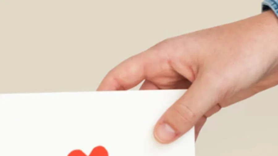 'લેટર વાંચીને ફાડી નાખજે...'શિક્ષકે 8માની વિદ્યાર્થિનીને લખ્યો પ્રેમપત્ર