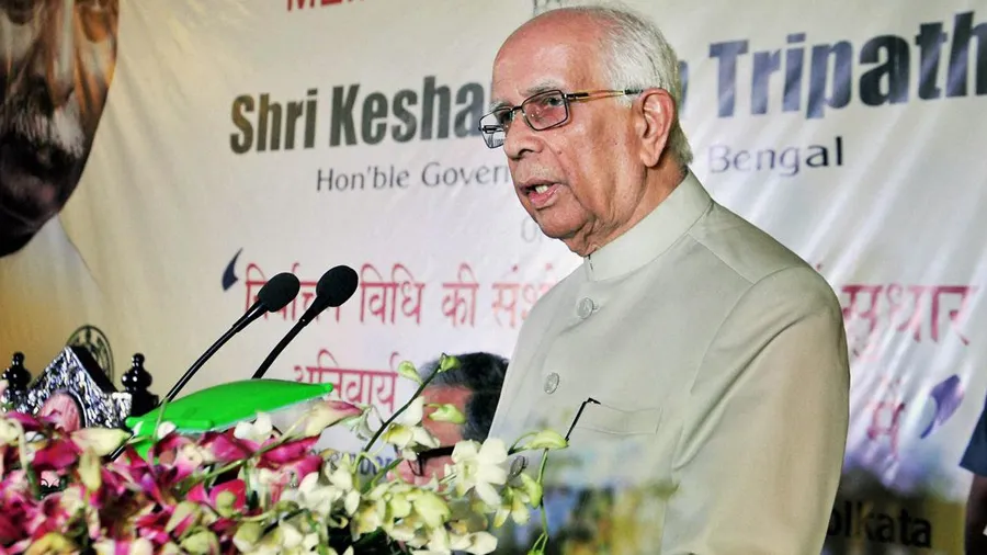 કેસરીનાથનું નિધન, સુપ્રીમ કોર્ટના સન્માનમાં જ્યારે ટૉયલેટ રોકીને બેસી રહ્યા હતા