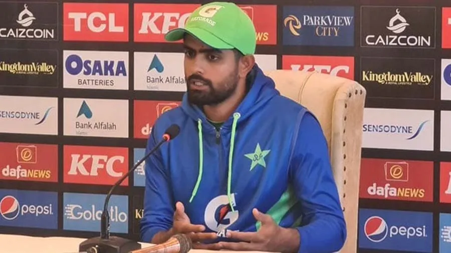 તમારે કેપ્ટન્સી છોડી દેવી જોઈએ..બાબર આઝમે ઘણો બેશરમીથી આપ્યો રિપોર્ટરને જવાબ