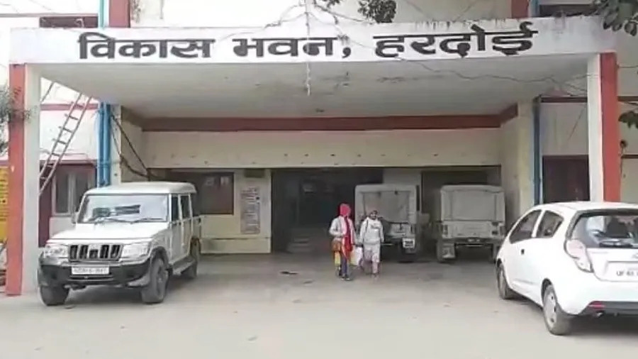 હરદોઈમાં 13 હજારથી વધુ મૃતકો લઈ રહ્યા હતા પેન્શન, આ રીતે ખુલી પોલ