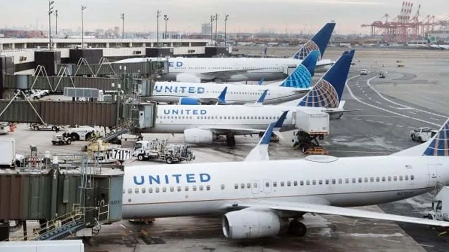 અમેરિકાની બધી ફલાઇટ ઠપ્પ, સરકારે કહ્યું- ક્યારે ચાલુ થશે તે ખબર નથી