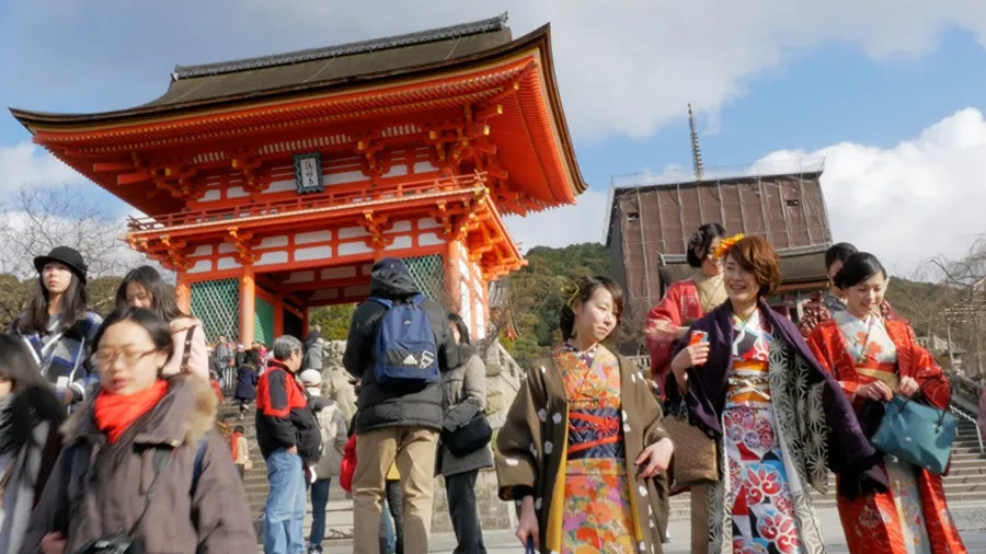 દુનિયાનો સૌથી પાવરફુલ પાસપોર્ટ હોવા છતા આ દેશના લોકો પ્રવાસ કરવાનું કેમ ટાળે છે?