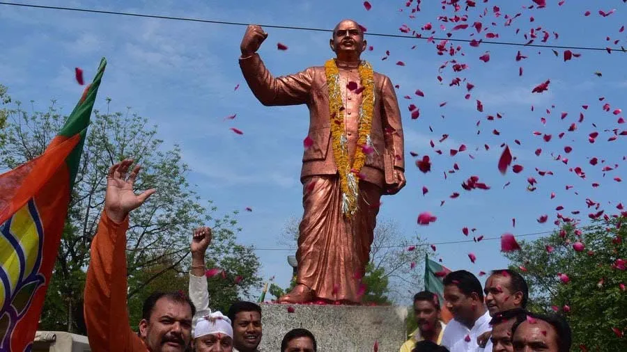 મોદી સરકારે કોલકાતાના નેશનલ પેયજલ સ્વચ્છતા અને ગુણવત્તા કેન્દ્રનું નામ બદલ્યું