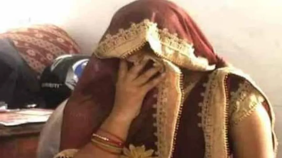 અપ્રાકૃતિક સેક્સ અને બંધ રૂમમાં બેલ્ટથી માર, પરિણીતાએ પોલીસને સંભળાવી આપવીતિ