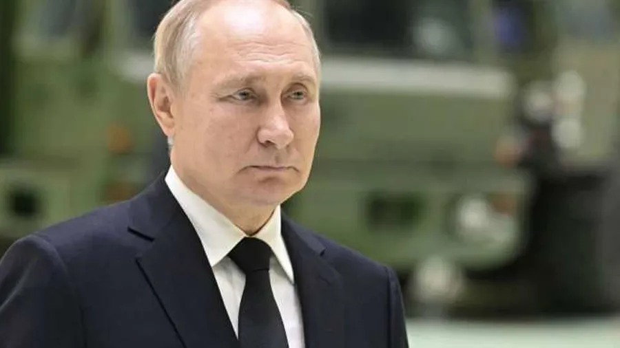 એકબાજુ પાકિસ્તાન યુક્રેનને હથિયાર આપે છે બીજી બાજુ તે રશિયાને સસ્તુ ઓઇલ પણ આપશે