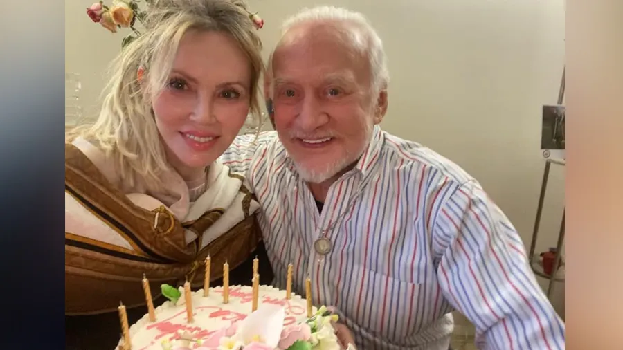 ચંદ્ર પર પગ મુકનારા દુનિયાના બીજા નંબરના માણસે 93 વર્ષે ચોથા લગ્ન કર્યા