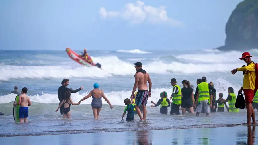 અમદાવાદના બે યુવક ન્યૂઝીલેન્ડના દરિયામાં ડૂબી જતા મોત, મૃતદેહોને પરત મોકલવા..