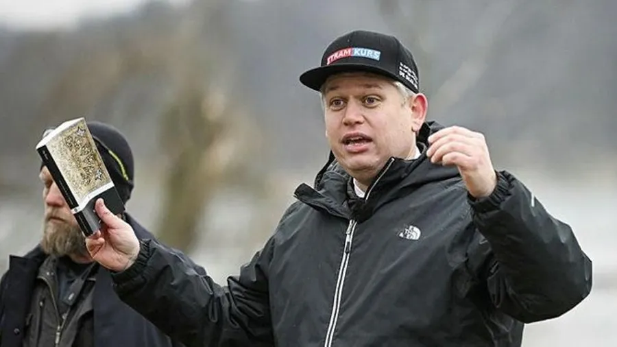 સ્વીડનના નેતાએ કુરાન બાળી; મુસ્લિમ દેશોમાં ફેલાયો આક્રોશ