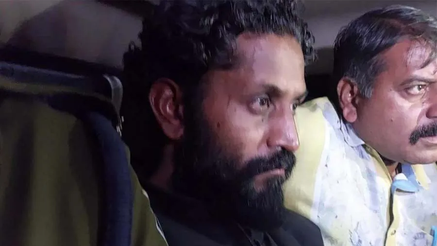 પત્ની અને બે બાળકોની હત્યા કરી લાશને ઘરમાં દાટી, 2 મહિના પછી થયો ખુલાસો