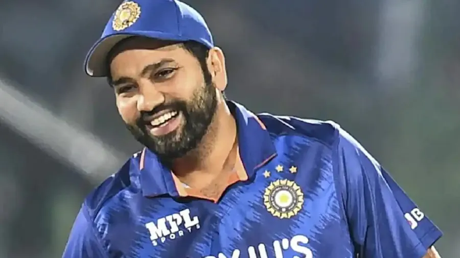 આખરે રોહિત શર્માએ 3 વર્ષ પછી વન-ડેમાં ફટકારી સેન્ચ્યૂરી, માર્યા 6 સિક્સર