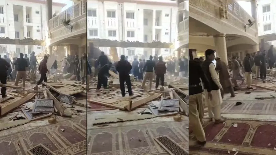 પાકિસ્તાનની મસ્જિદમાં આત્મઘાતી હુમલો, 25ના મોત, મોટા ભાગના પોલીસકર્મી, 80ને ઇજા