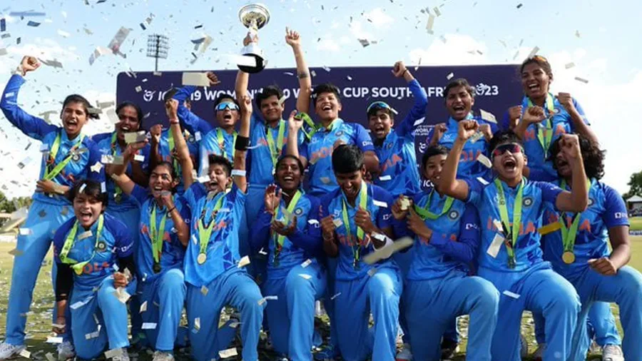 ભારતની દીકરીઓ ક્રિકેટ વર્લ્ડ કપ લઇ આવી,  સન્માન કરવા સચિન તેંડુલકર અમદાવાદ આવશે