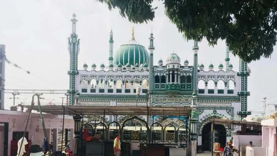 'મકબરો ન હટ્યો તો કરીશું સુંદરકાંડના પાઠ', હિન્દુ મહાસભાની ધમકી બાદ RPF એક્શનમાં