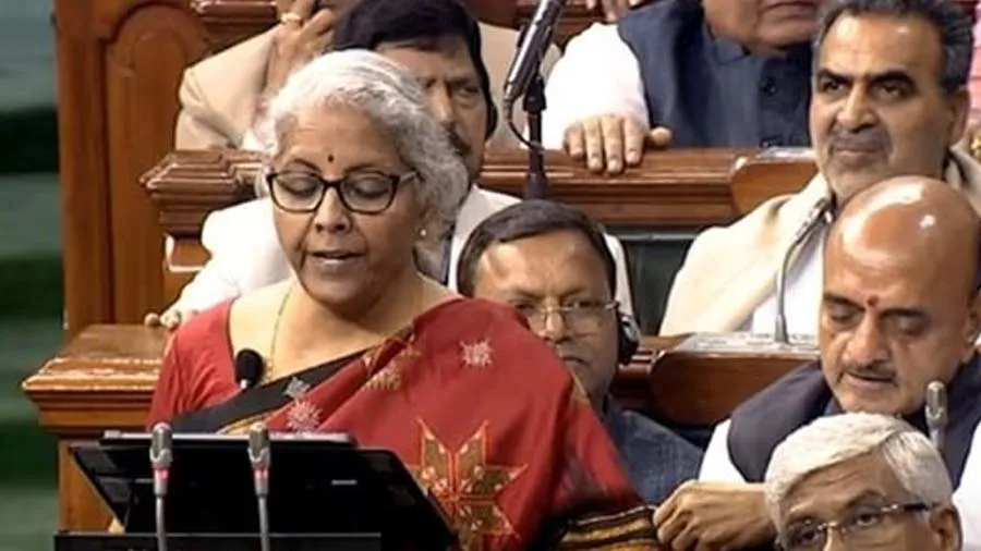 જે રાજ્યમાં ચૂંટણી છે એ કર્ણાટક માટે નિર્મલા સીતારમણનો 5300 કરોડવાળો દાવ