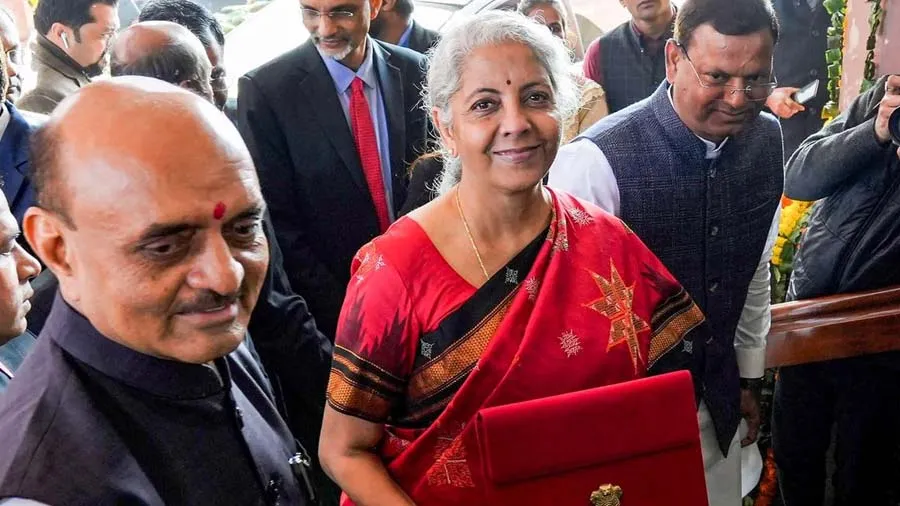 1 રૂપિયાની કમાણીમાં 34 પૈસા ઉધારના, 20 પૈસા વ્યાજ ચૂકવવામાં ખર્ચ