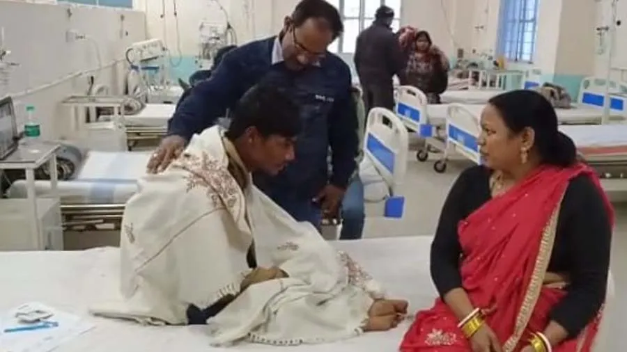 ગભરાટ, તાવ અને પછી હૉસ્પિટલ, રૂમમાં 500 છોકરીઓને જોઇને બેહોશ થઇ ગયો છોકરો