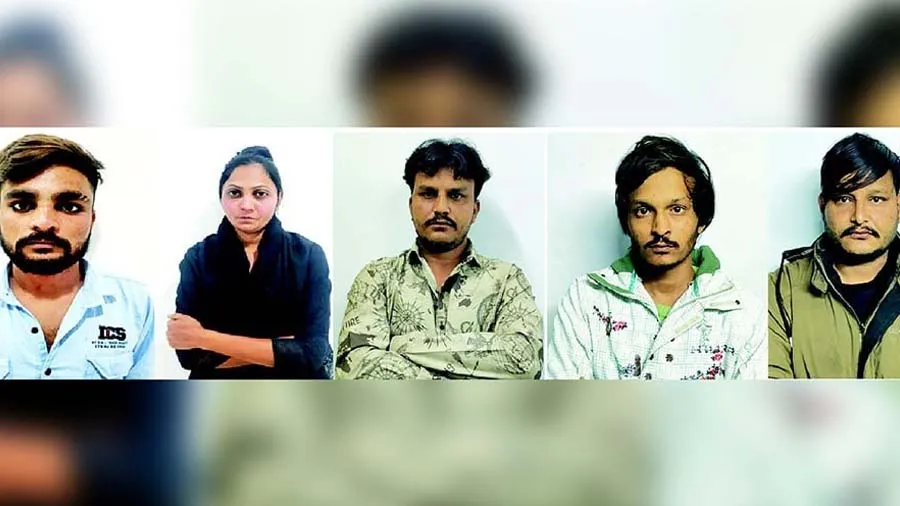 રાજકોટની જાનકી મોટા લોકોને હનીટ્રેપમાં ફસાવતી પછી મોટી રકમ પડાવતી, 5 પકડાયા