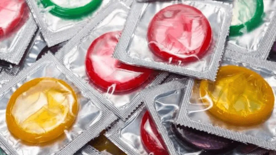 આ દેશની સરકાર યુવાનોને 9.5 કરોડ કોન્ડમ મફત આપશે, કારણ જાણીને તમે કહેશો કે વાહ