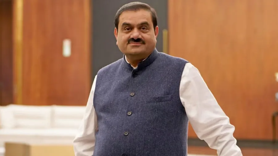 અદાણીને જેટલું નુકશાન થયું, એટલામાં 5 વર્ષ 80 કરોડ લોકોને મફતમાં અનાજ મળી જાય