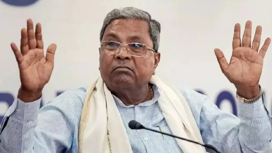 હિન્દુત્વ સંવિધાન વિરુદ્ધ, હિંસા અને હત્યાને સપોર્ટ કરે છે મનુવાદ: પૂર્વ CM