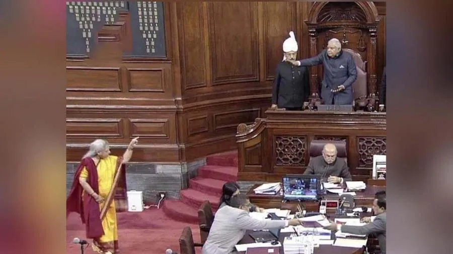 જયા બચ્ચને રાજ્યસભામાં અધ્યક્ષને આંગળી બતાવી, BJP કહે- જેવી પાર્ટી, તેવા સંસ્કાર