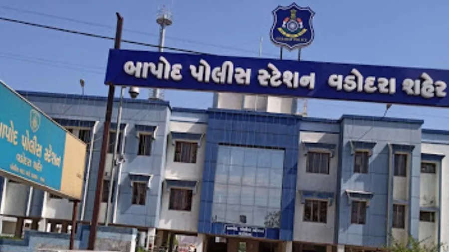 વિધવા મહિલાએ પુત્રના લગ્ન માટે 2 લાખ વ્યાજે લીધેલા 11 લાખ ચૂકવ્યા છતા મકાન...