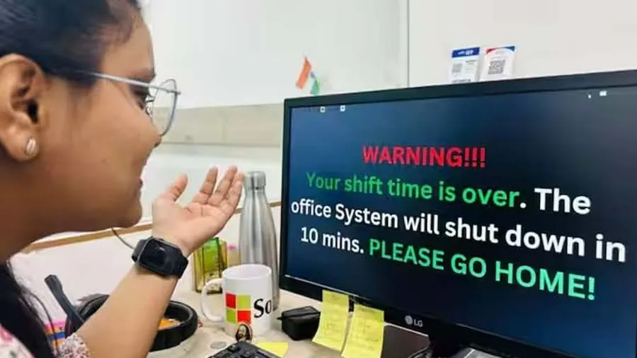 ઘરે જાવઃ આ કંપનીમાં કામના કલાક પૂરા થતા જ ઓટોમેટિક બંધ થઇ જાય છે કમ્પ્યુટર