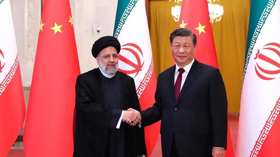 20 વર્ષ પછી ચીન ગયા ઈરાનના રાષ્ટ્રપતિ, તેમની મુલાકાતથી ભારતને કેમ છે ખતરો?