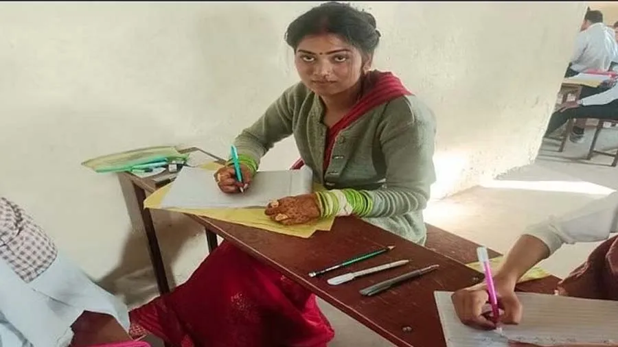 દુલ્હનની જીદઃ ધો.12ની પરીક્ષા આપવા વિદાય રોકી, વરરાજા, જાનૈયાઓને 3 કલાક રોક્યા