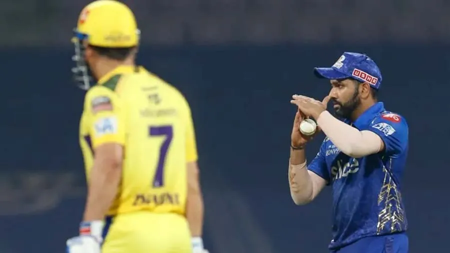 સેહવાગે જણાવ્યું- ધોની કે રોહિત, કોણ છે IPLનો બેસ્ટ કેપ્ટન?