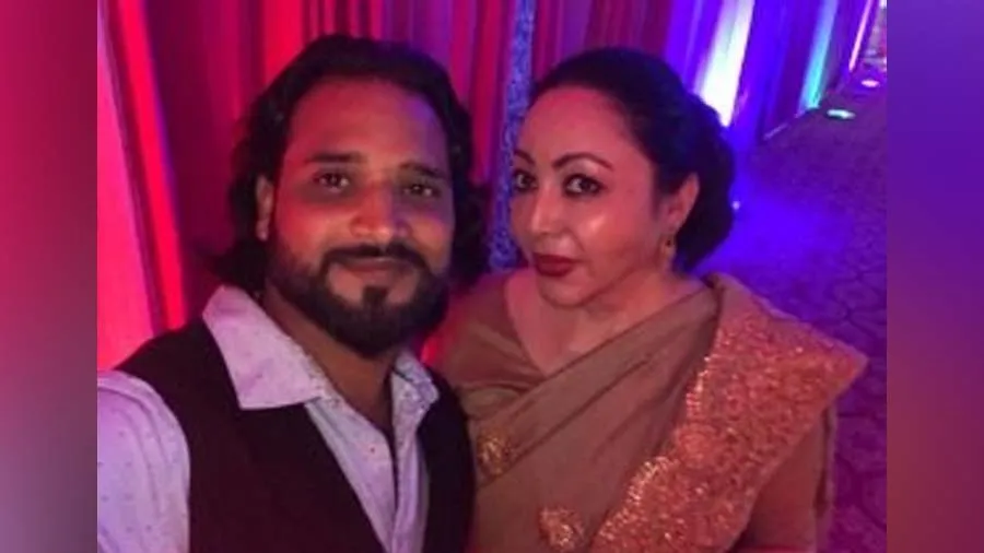 55 વર્ષની અમેરિકન મહિલાએ 25 વર્ષના છોકરાને આપ્યું દિલ, હવે બંને લગ્ન કરશે