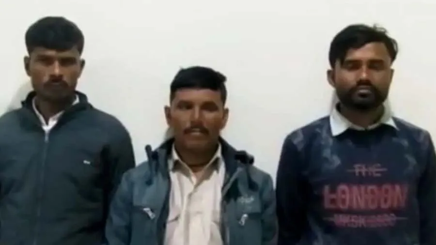 UP STFએ ફ્રોડ ગેંગના 4 સભ્યોને પકડ્યા: સેક્સ પાવર વધારવાના નામે ડ્રગ્સનું વેચાણ