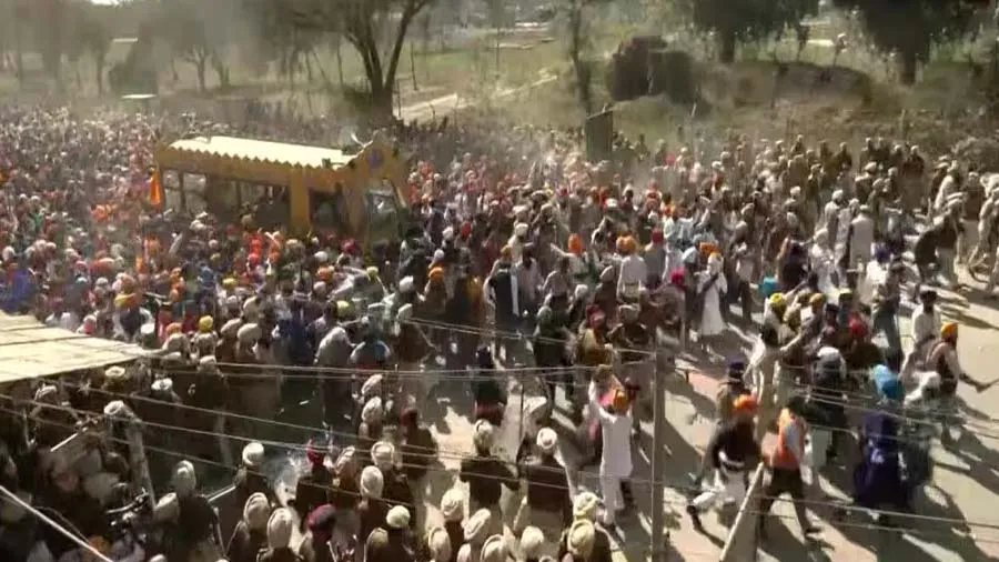 પંજાબમાં નિહંગ શીખોનો પોલીસ સ્ટેશન પર હુમલો, અનેક પોલીસકર્મી ઘાયલ; હજારોની ભીડ