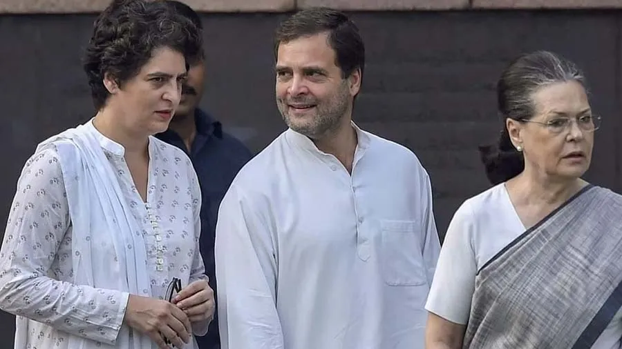 CWC ચૂંટણી પર કોંગ્રેસમાં ફૂટ? મહત્ત્વની બેઠકથી દૂરી બનાવી શકે છે ગાંધી પરિવાર